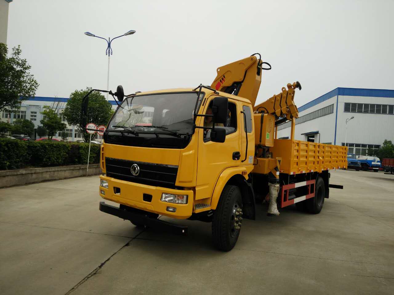 6.3噸折臂吊 6.3噸折臂吊