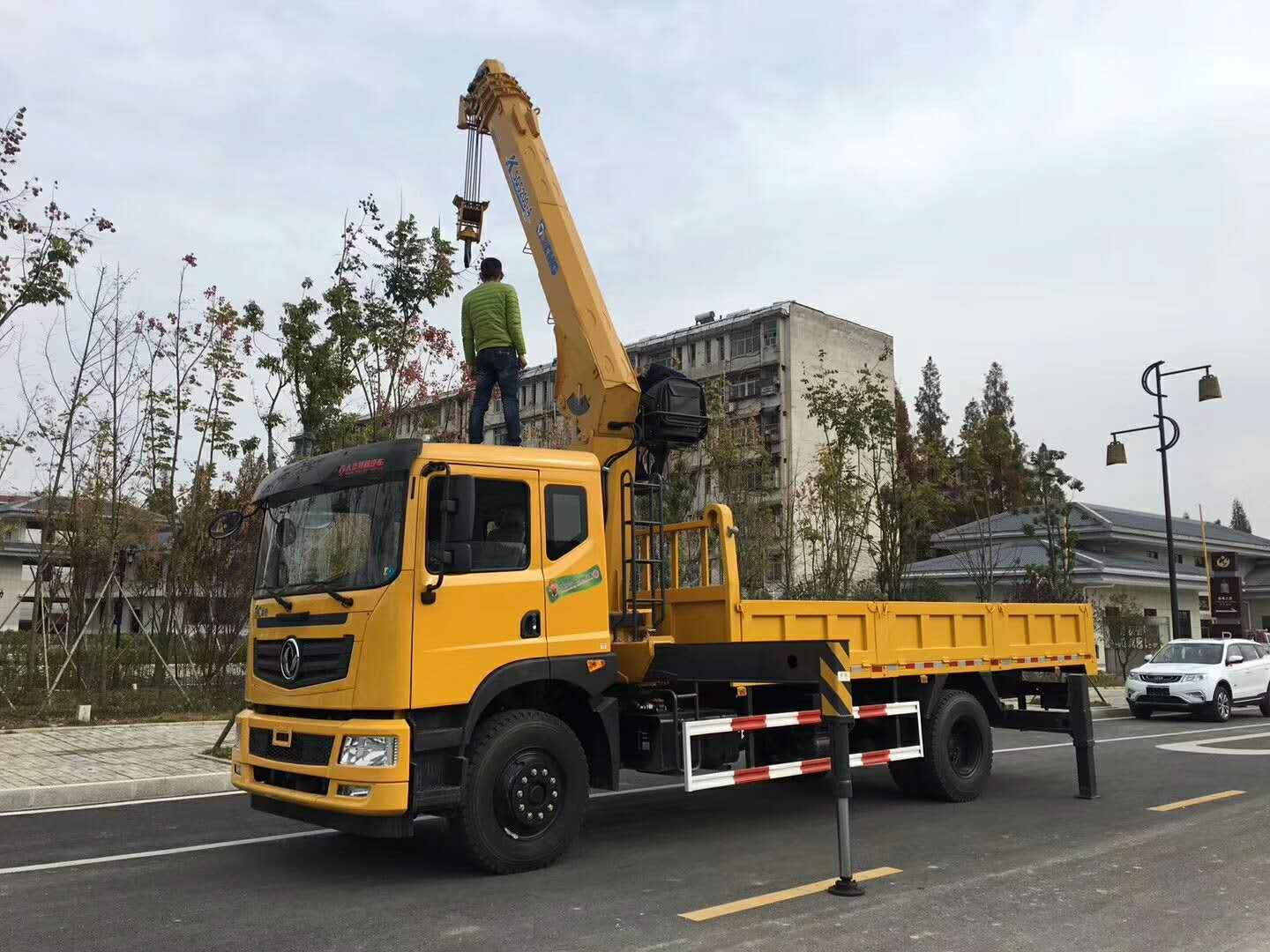 �칤�S܇(ch��)��