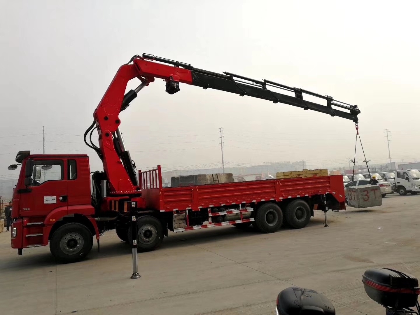 江威30噸隨車吊 江威30噸隨車吊